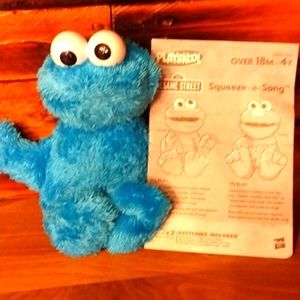 Play School Squeeze and Sing